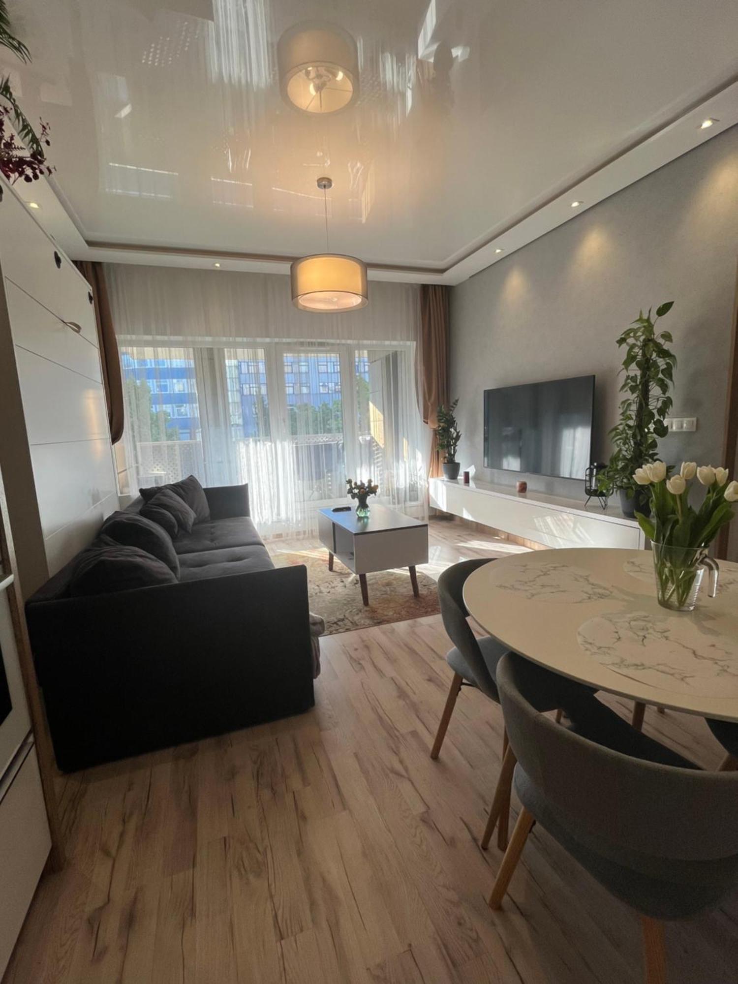 Cozy Apartment Братислава Екстериор снимка